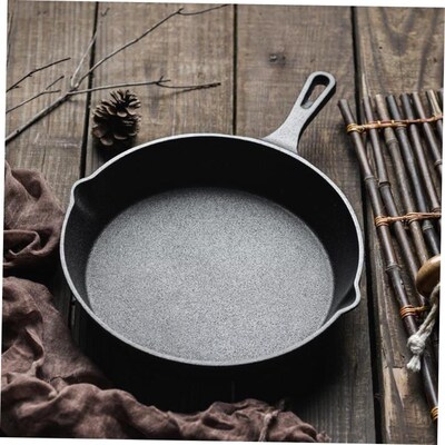 Small cast iron skillet frying pan frying egg pan frying pan