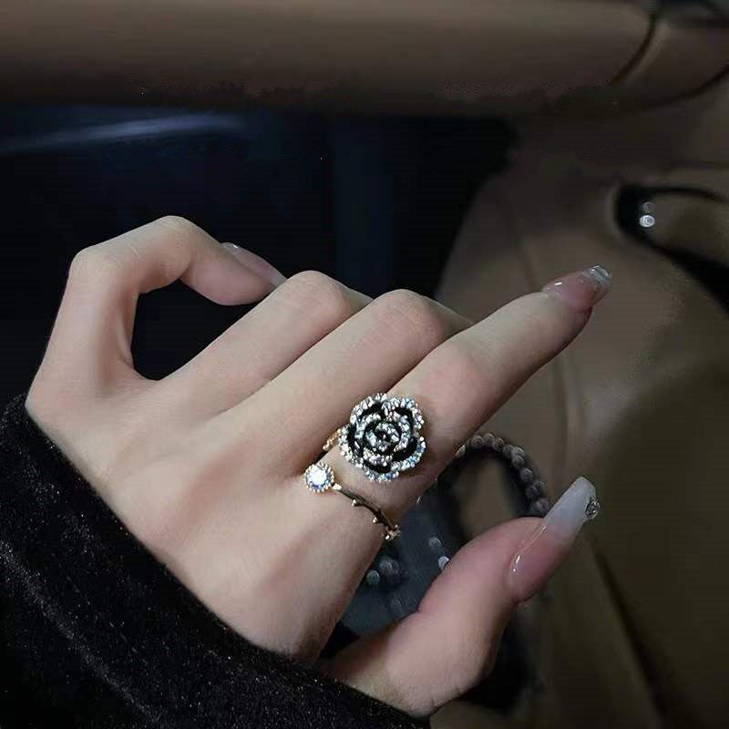 Korean Black Rose Shaped Metal Opening Rings for Woman Girls