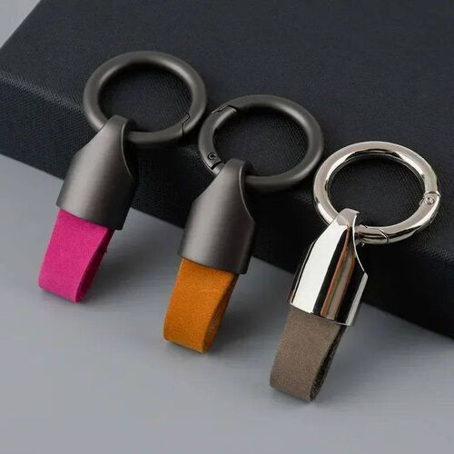 Luxury Men Women Key Chain Fashion Keychain Durable Leather