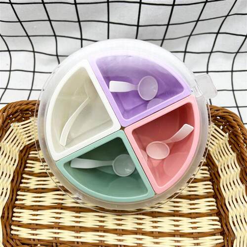 Spice container, seasoning box, salt shaker, condiment jar,