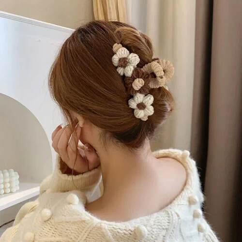 2023 New Wool Flower Grab Clip Hand Knitting tail Braid Hair