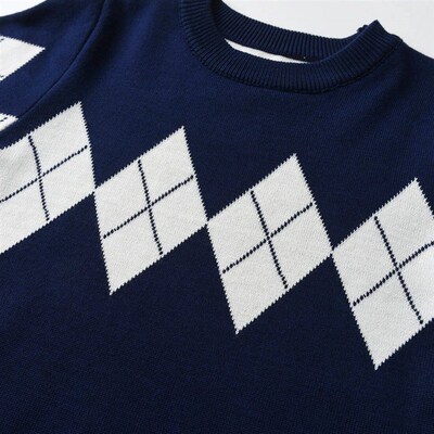 Autumn and winter boys warm sweater patterned lattice, hood,