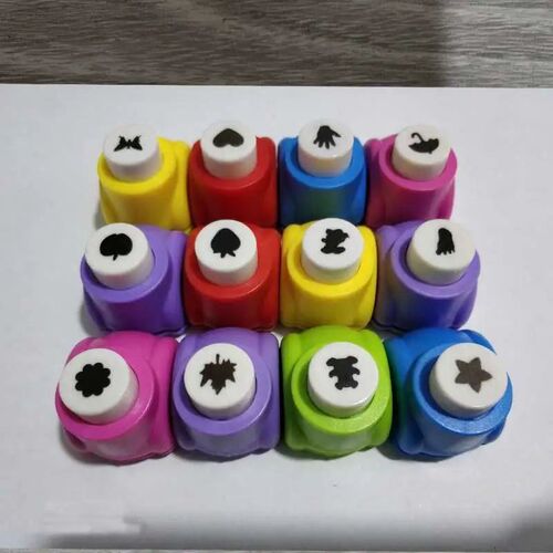 1 PCS Kid Child Mini Printing Paper Hand Shaper Scrapbook Ta