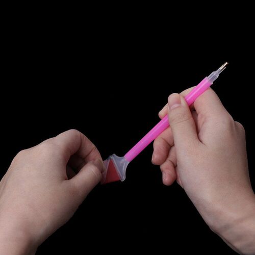 Diamond Painting Accessory Diamond Embroidery Glue 2*2CM Dot