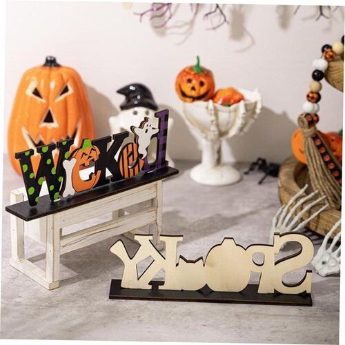 万圣节Halloween decorated wooden lettering table table DIY