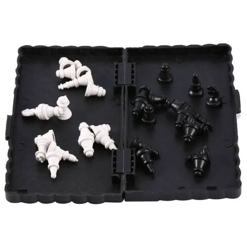 Mini Magnetic  Chess Set  Folding Magnetic Plastic Chessboar