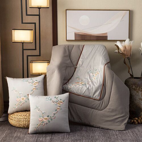 Embroidery cotton pillowcase and quilt 2-in1 for office naps