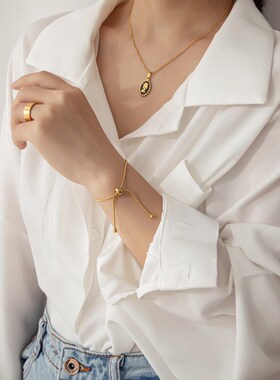 Simple Design Titanium Steel Pull-out Adjustable Bracelet Go