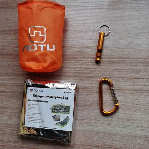 Outdoor camping emergency suit thermal insulation lifesaving