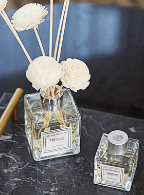 家用室内房间卧室厕所去味家居装饰花草散香器藤条无火香薰小摆件