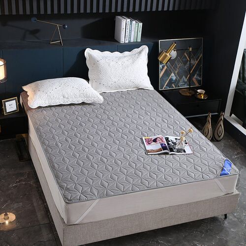 Padded Waterproof Maress Urine-proof Bed Pad tton Dustproof