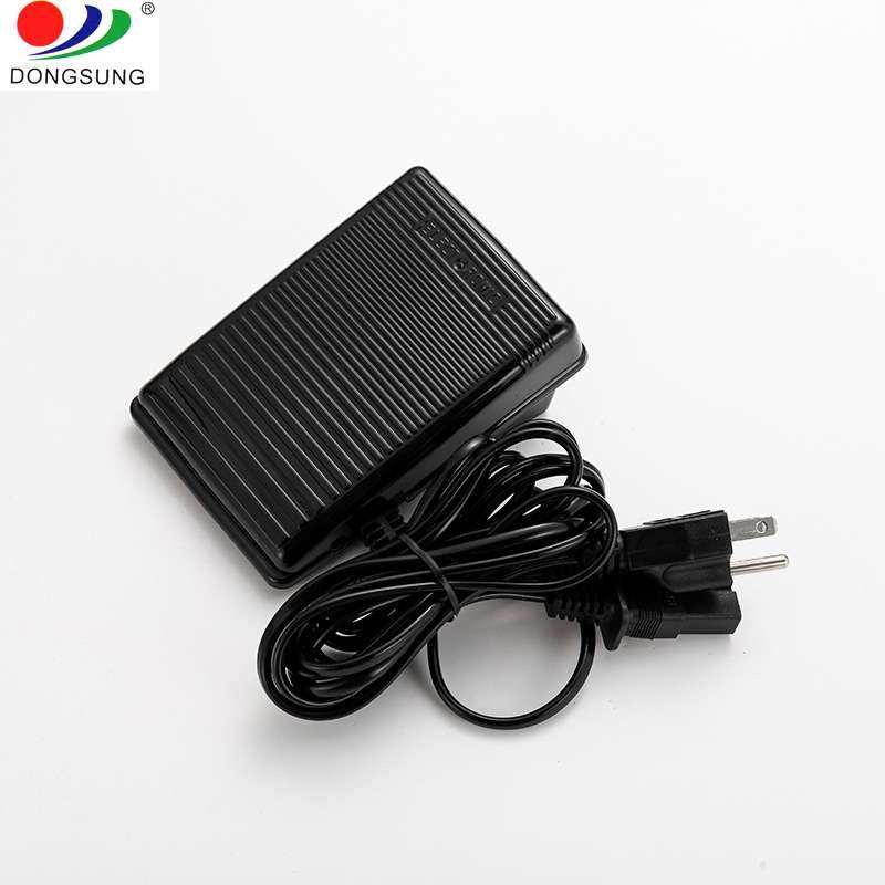 家用多功能缝纫机配件 脚踏板 控制器 英式一体插头 胜家尾插110V,3C数码配件,其它配件,淘宝优惠券,粉丝福利购,淘宝优惠卷