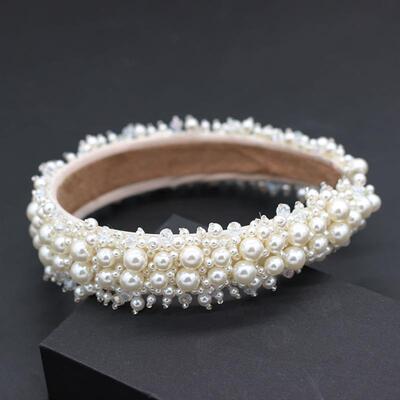 New White Luxury Handmade Shining Full Small Pearl Crystal B