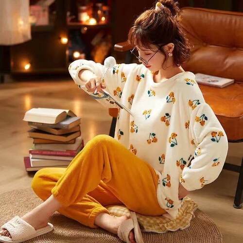New 2020 Autumn Winter Warm Flannel Women Pyjamas Sets Thick