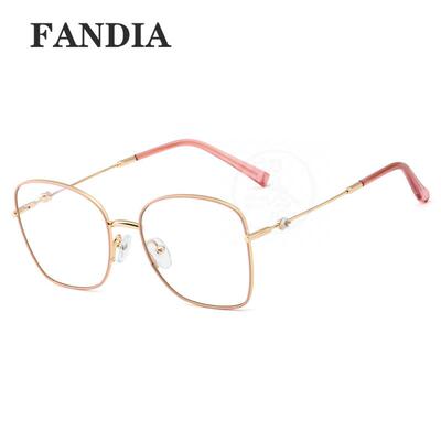。95620 Fashionable square metal flat lens exquisite Rhinest