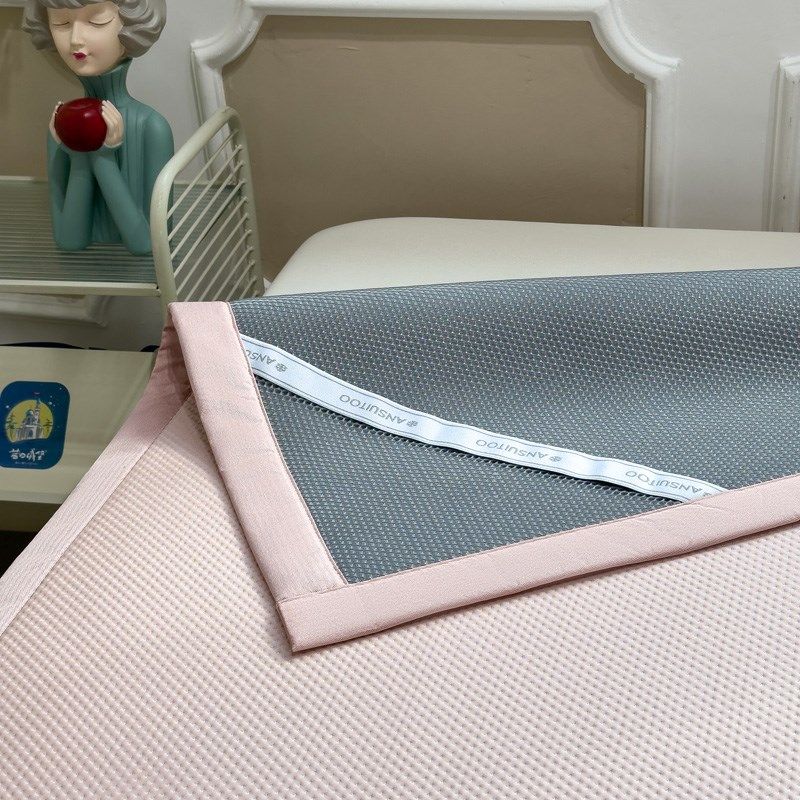 类母婴级少女心小兔冰豆豆夏季冰丝席凉席夏天20新款空调软席,床上用品,冰丝席,淘宝优惠券,粉丝福利购,淘宝优惠卷