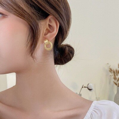 HighClass Korean Personalized Earring 2025 Trendy Temperamen