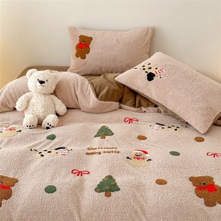 美拉德风冬季加厚绵羊绒四件卡通可爱刺绣保暖儿童床品