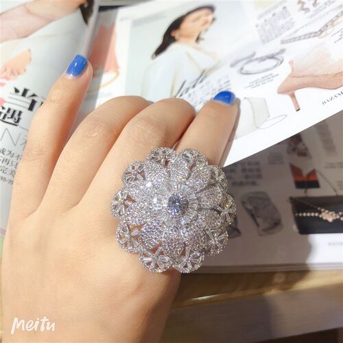Luxury Big Ring Garland Round With AAA Cubic Zirconia Noble