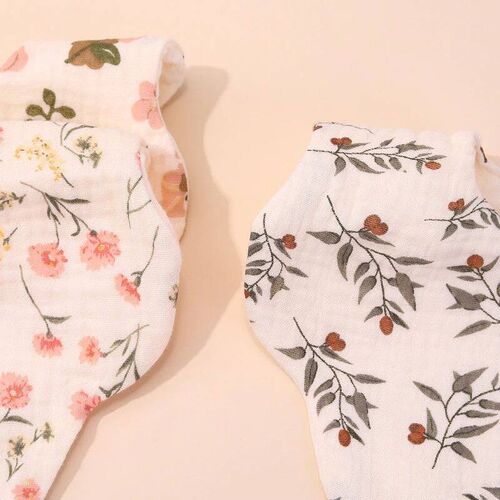 3PCS Set Cartoon Childrens Baby Fashion Flowers Design Bib