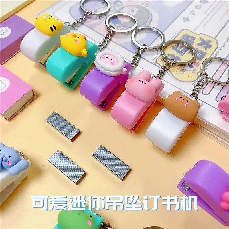 Cute Mini Animal Stapler Creative Portable Book Binding Mach - 实物图