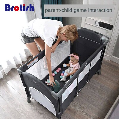 Multifunctional Baby Crib Foldable Baby Bed With Diaper Tabl