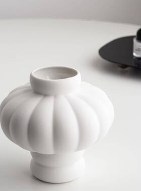 北欧丹FS14592麦灯笼造型陶瓷花现瓶白色中古奶风代民油家宿用装