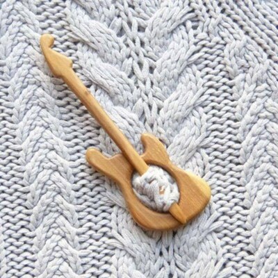 Brooch Pin with Wooden Animal Pattern Diy Craft Badge Cartoo