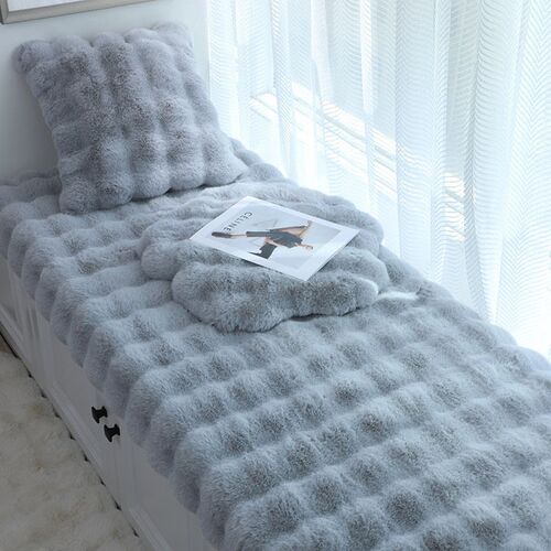 Daifa Rabbit Plush Bay Window Mat Windowsill Mat Bubble Velv