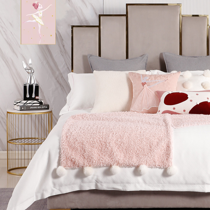 展厅样板间 家具配套床品 儿童房可爱床上用品 粉色毛球跳舞女孩