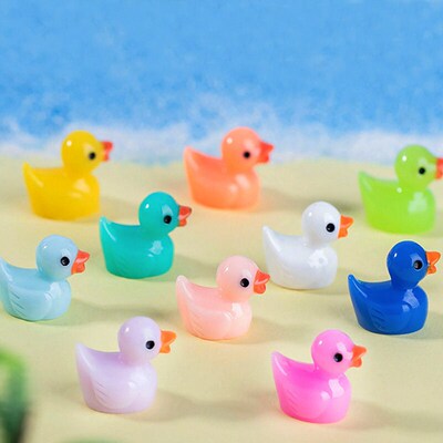 100pcs Mini Ducks Realistic Tiny Animal Ornament Fairy House