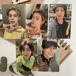 cortis 出道专辑PB版专卡烤蹄子周边小卡COLOR OUTSIDE THE LINES