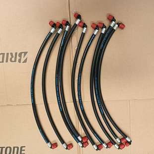 挖掘机PC200/220/240-8MO柴油泵到柴油滤芯快速接头柴油管