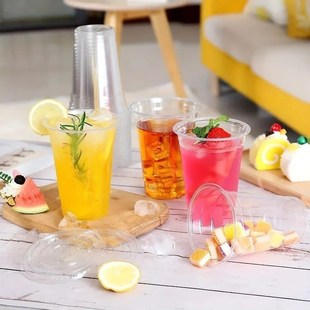 Clear Disposable Plastic Cup with Lid Perfect for Weddings B