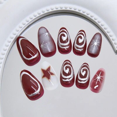 24pcs Red Star Print Fake Nails Sweet Cool Short Almond Pres