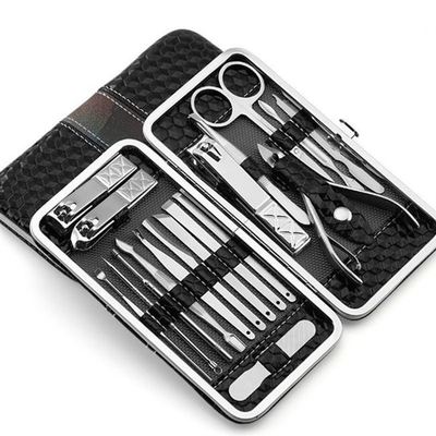 18Pcs Cutter Trimmer Ear Pick Manicure Pedicure Toe Nail