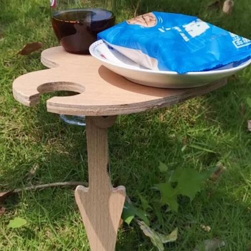 Outdoor Portable Foldable Wine Table with Love Type Desktop