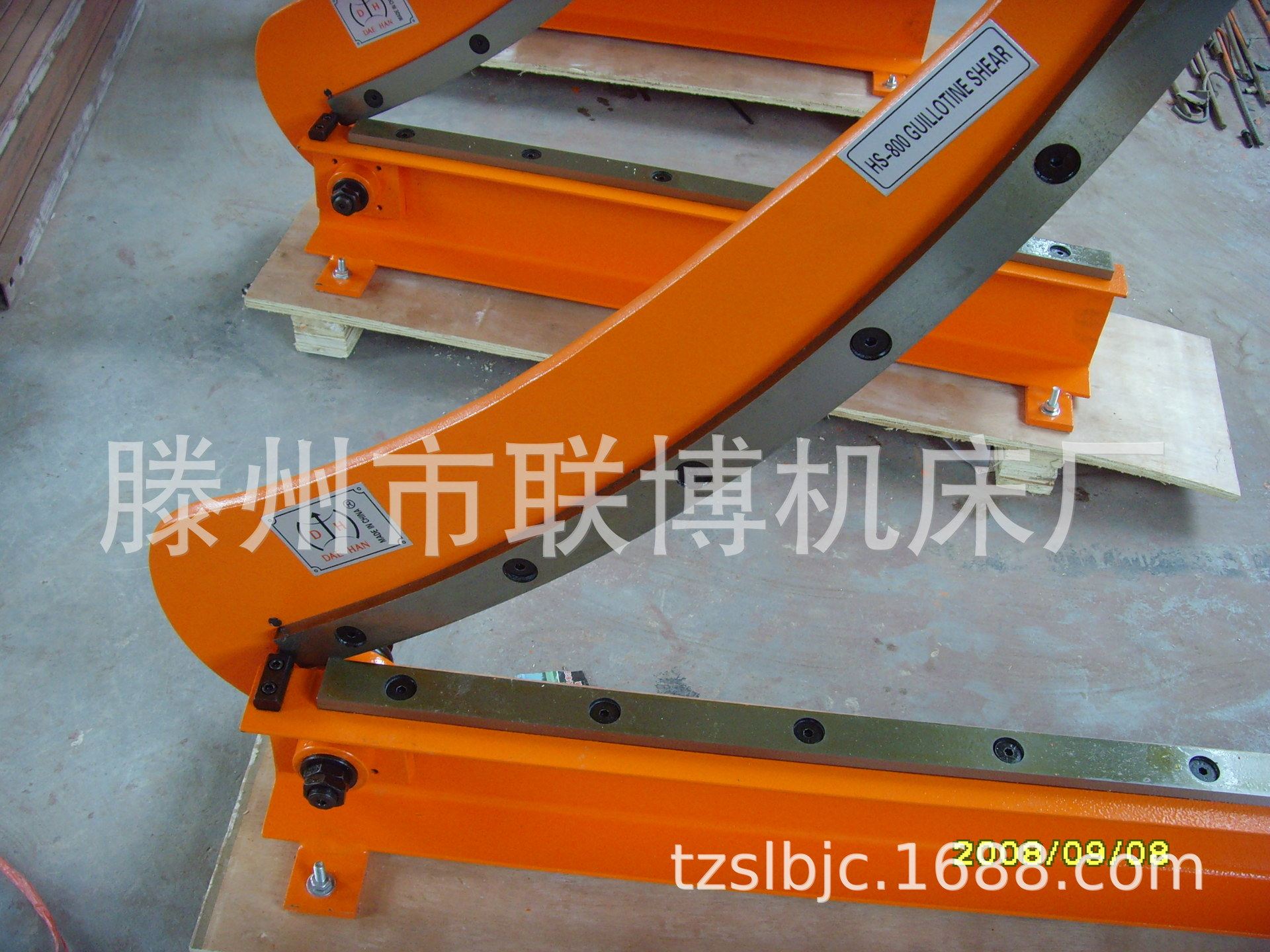 厂家批发出口款手动剪板机手动铡刀剪小型闸式剪板机HS-800,五金/工具,铁皮剪,淘宝优惠券,粉丝福利购,淘宝优惠卷