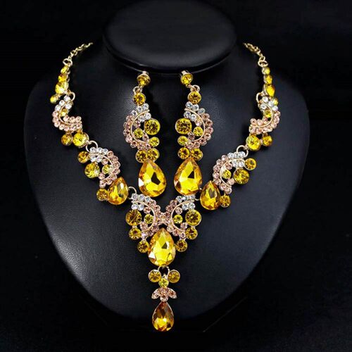 2Pcs/Set Luxury Full Rhinestone Semicircle Charm Bridal Stud