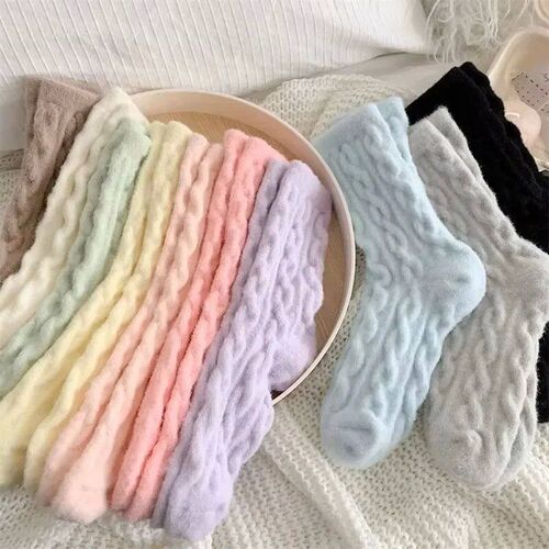 New Winter Japanese Fashion Solid Color Fluffy Socks for Gir