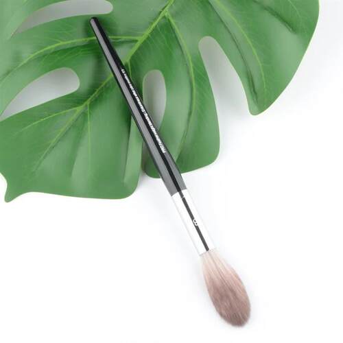 1 piece Powder Fan Highlighter #93 Pro Featherweight Blendin