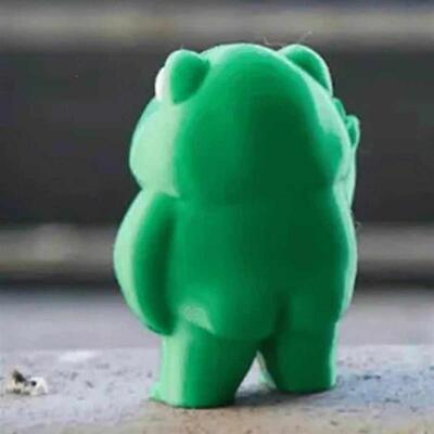 .Rebellious Frog Figurine小青蛙树脂摆饰 中指小青蛙工艺品摆饰