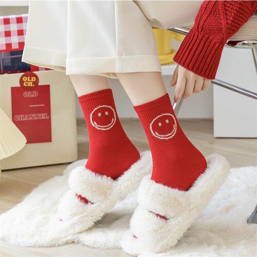 Autumn and Winter Red Socks Womens Middle School Socks Ins