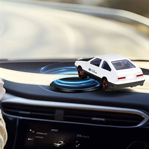 Fishtailing Drifting Car ornament dashboard wagging swing tu
