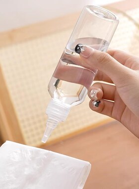 Clear pointed squeeze bottle, plastic dropper bottle, small