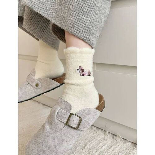 Dreamlikelin1 Pair/4Pairs New Autumn Winter Thick Cute Socks