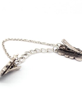 Fashion Flower Carving Ancient Silver Brooch Retro Mens And