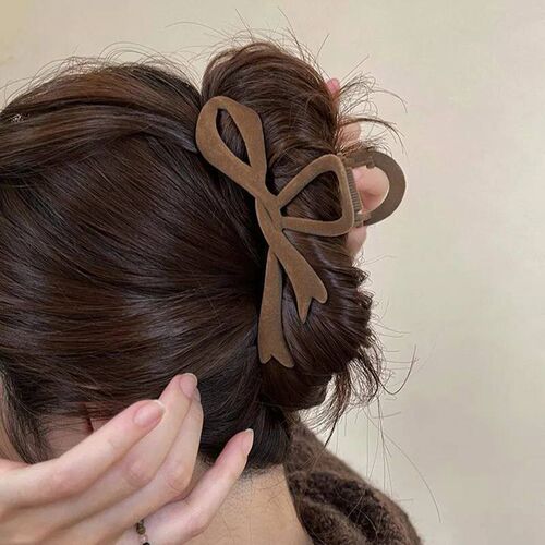 Red Velvet Bow Hair Clips Autumn Winter Women Hair Claw Clip