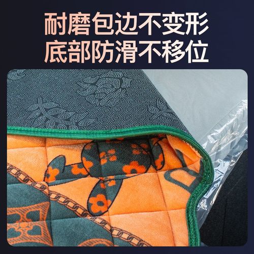 重卡豪沃TH7货车用品大全驾驶室装饰半挂车内饰T专用卧铺垫床垫