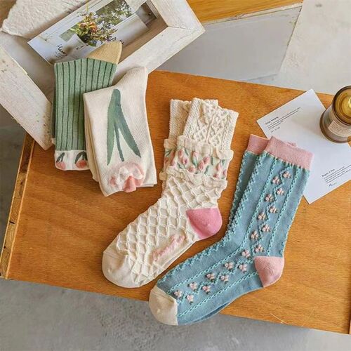 4pcs Women Socks Long Tube White Cute Socks Absorb Sweat And